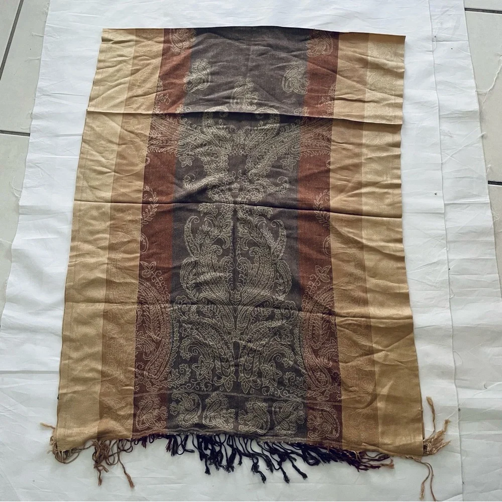 Giuliano Costantino NWOT Made in Italy earth tones fringe scarf Cotton blend